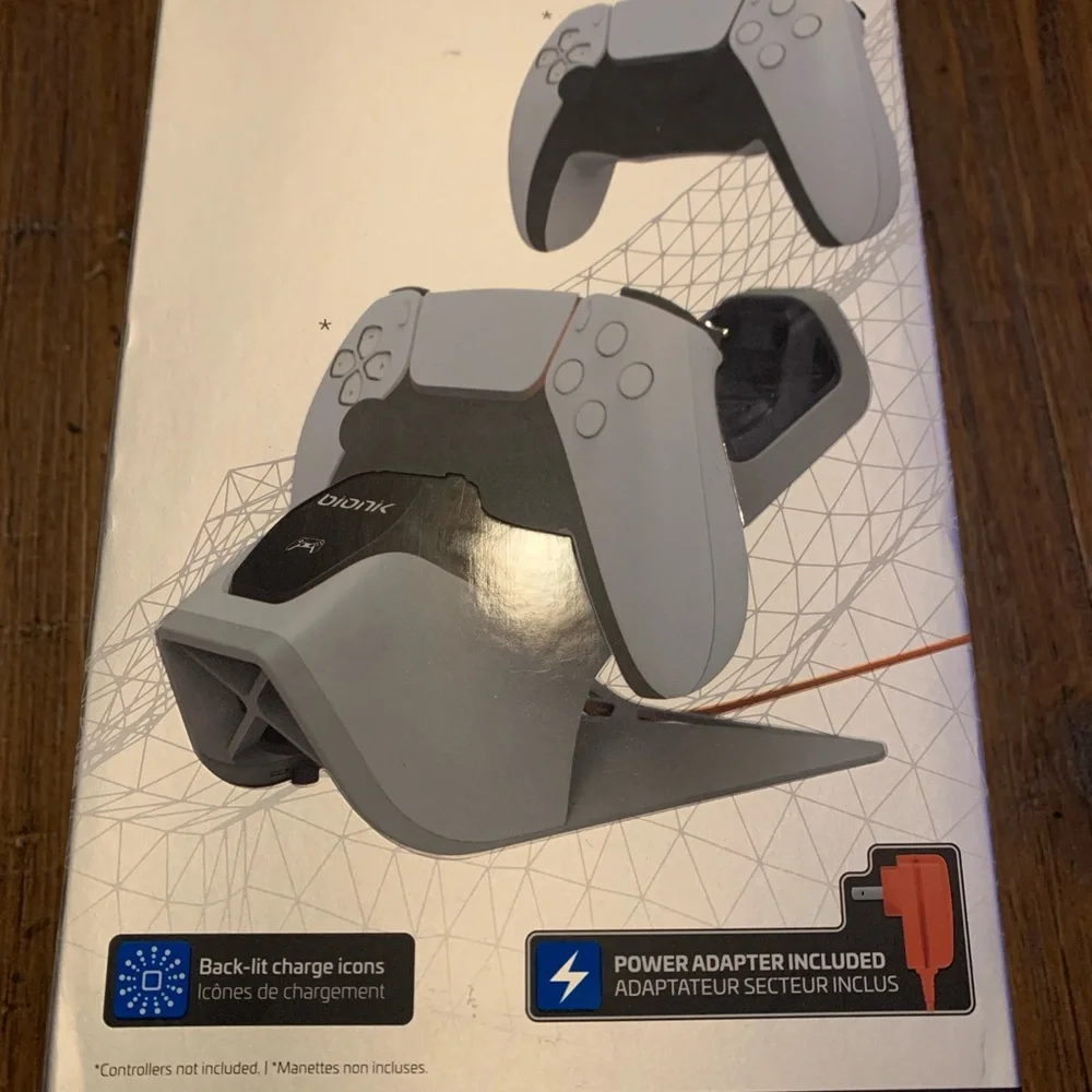 bionik Power Stand Dual Controller Charging System for PlayStation 5 New in Box
